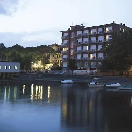 Lido パッシニャーノ・スル・トラジメーノ