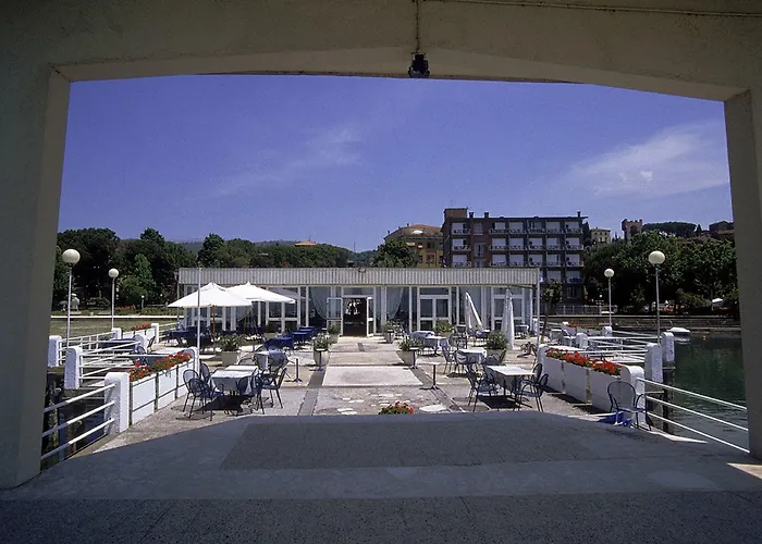 Hotell Lido Passignano sul Trasimeno