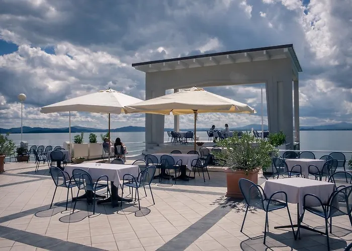 Hotell Lido Passignano sul Trasimeno